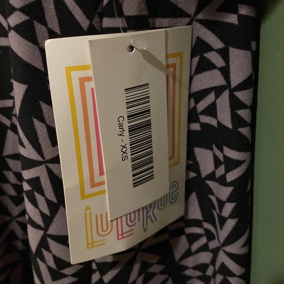 NEW LuLaRoe Carly Dress - Picture 4 of 4